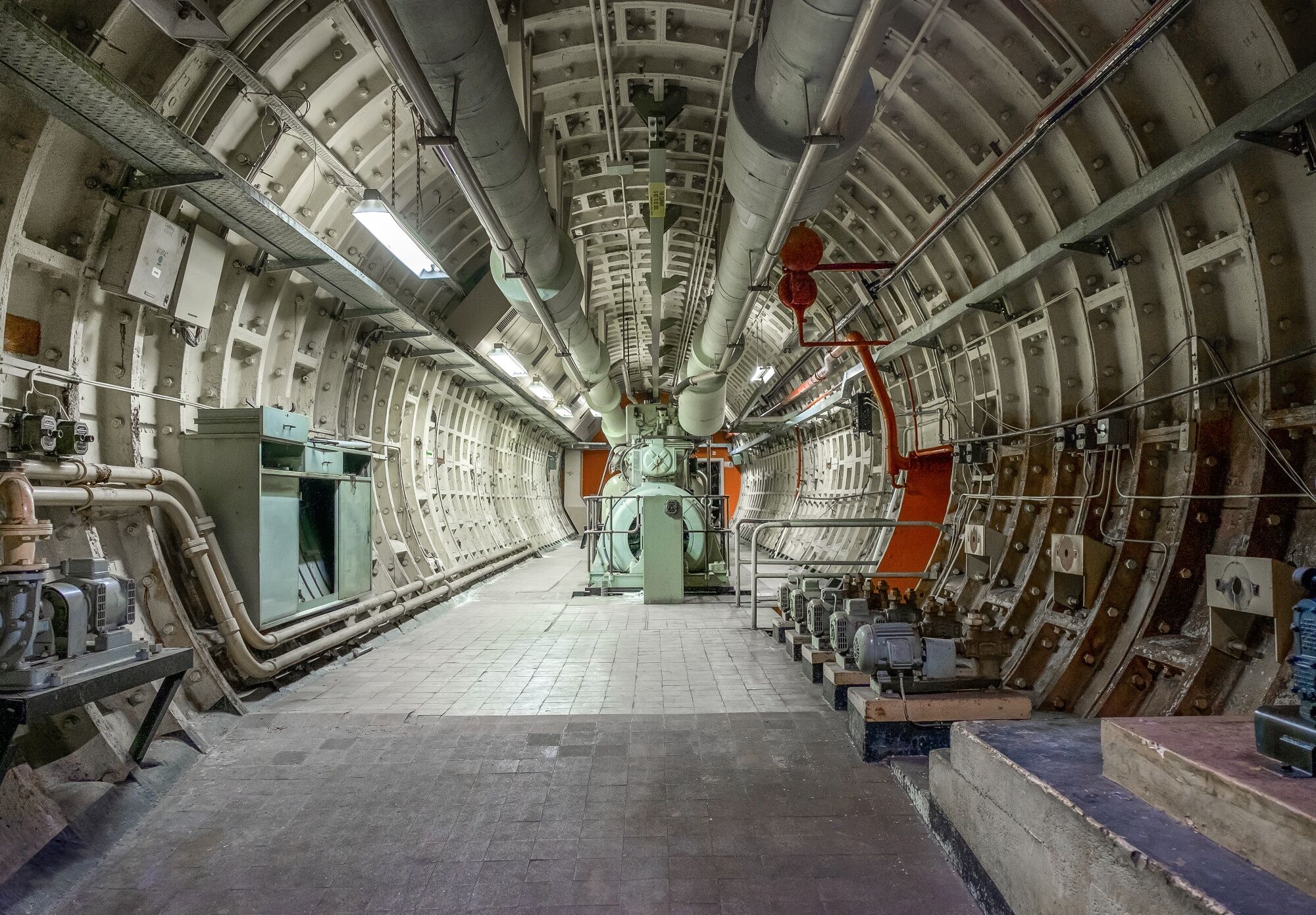 London Tunnels, tajni špijunski tuneli