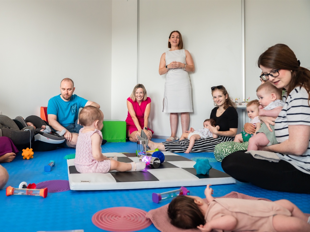 BABYSTEPS program, BABYSTEPS program poticanja ranog razvoja, BABYSTEPS franšiza, vježbe za bebe, radionice za bebe, BABYSTEPS Samobor, BABTSTEPS Zagreb-istok, Hana Vida, Josipa Carek