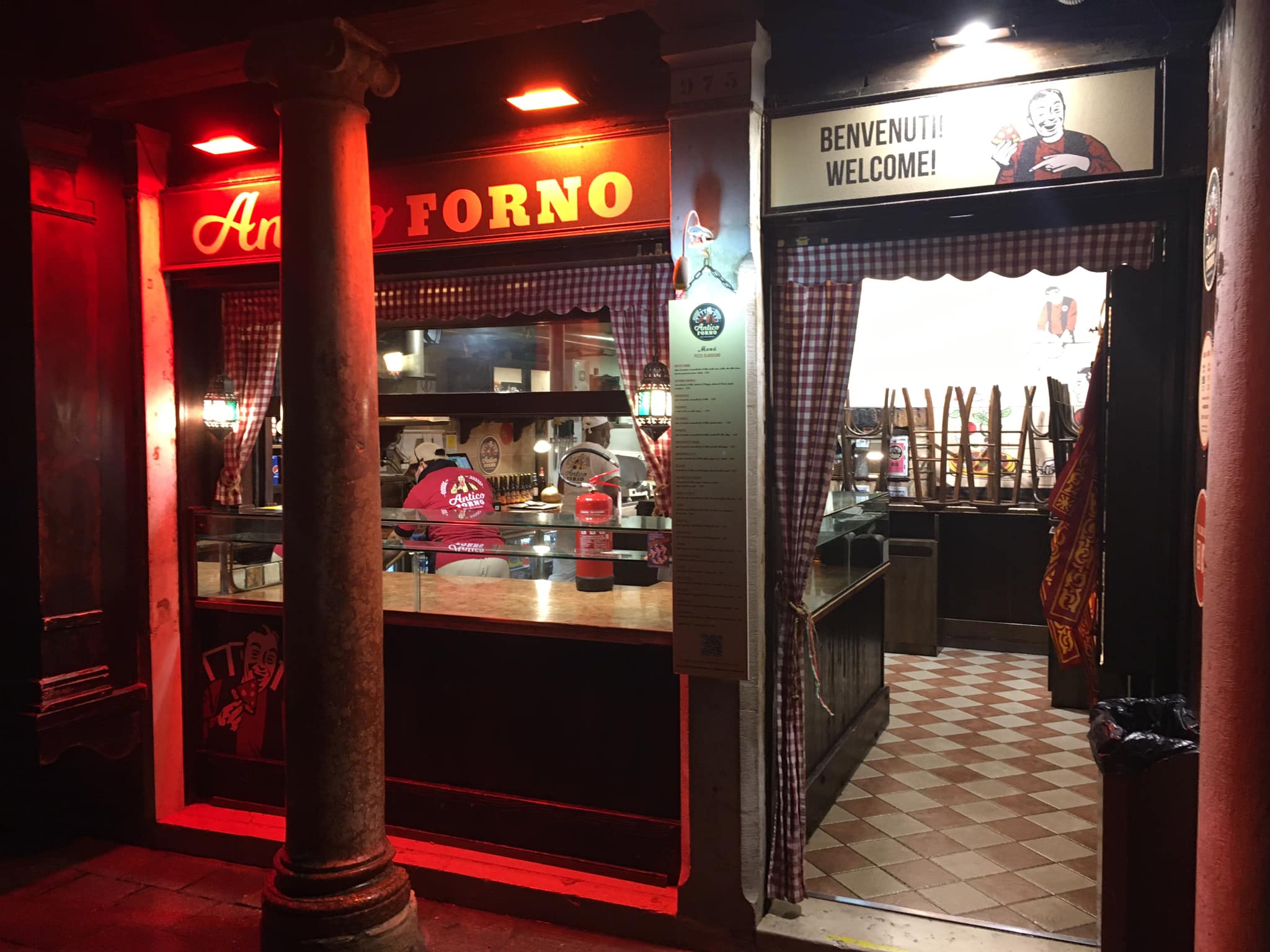 restorani u Veneciji, preporuke, preporuka, savjeti, iskustva, gdje pojesti, ručak, večera, adrese, lokacije, adresa, lokacija, gdje se najbolje jede, jelovnik, cijene jela, pića, aperol spritz, tjestenina, Venecija, cicchetti, Antico Forno