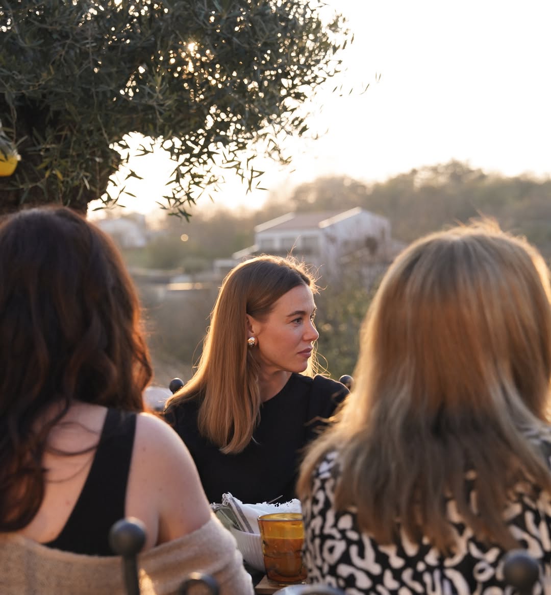 Dolce Vita Ladies Club