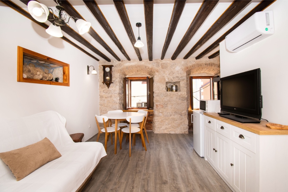 Njuškalo, Njuškalo Turizam, Apartman Rustika A1, rezervacija smještaja, smještaj u Hrvatskoj, platforma za booking 