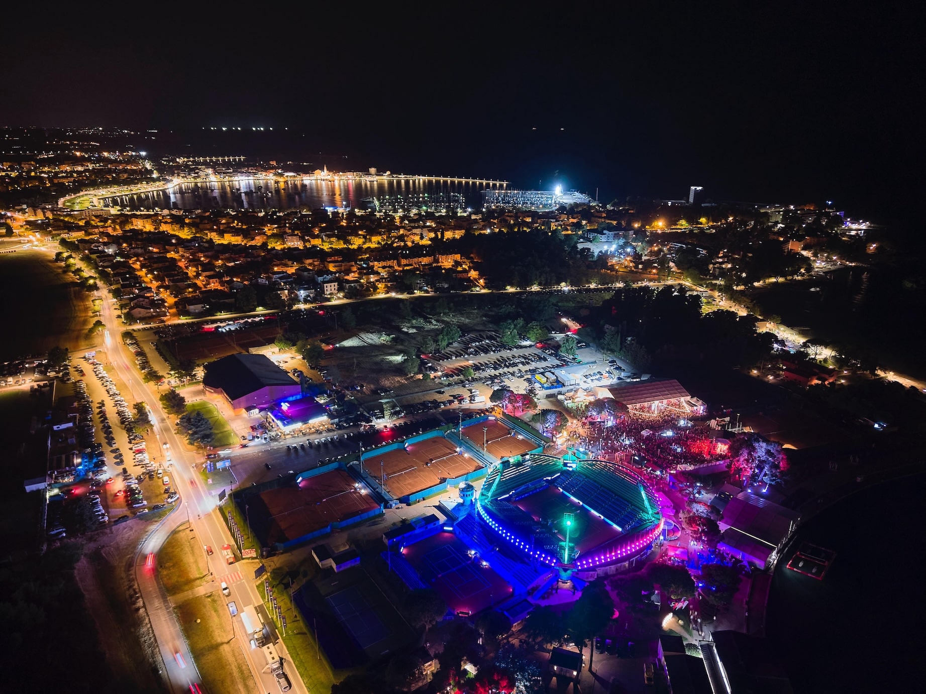 Umag Music Nights 2025., koncerti, Crvena Jabuka