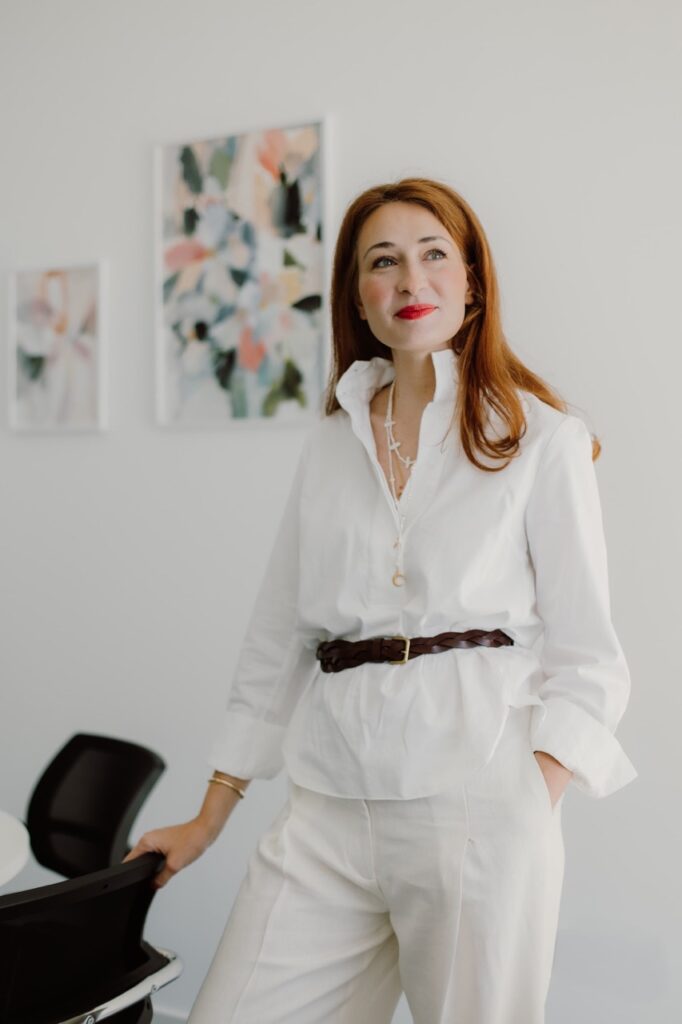 Alina Selanac, Wiener osiguranje, Ulovljeni na izlasku iz ureda, After5