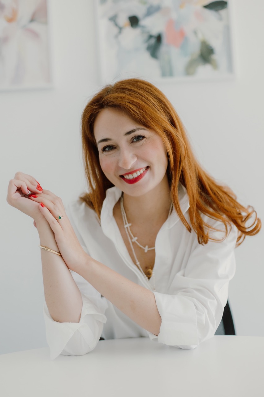 Alina Selanac, Wiener osiguranje, Ulovljeni na izlasku iz ureda, After5