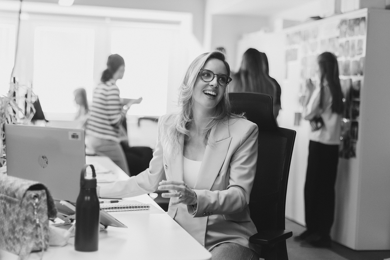 Andrea Previšić, Ulovljen na izlasku iz ureda, Ledo