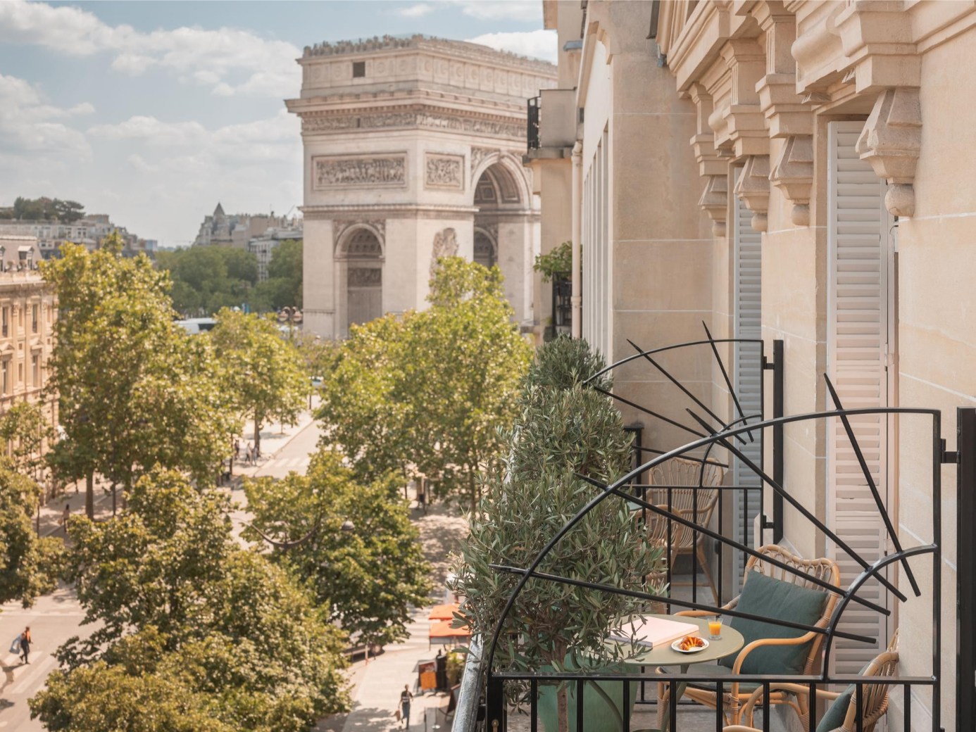 putovanje u Pariz, preporuke, iskustva, smještaj, hoteli u Parizu, gdje odsjesti u Parizu, restorani u Parizu, atrakcije u Parizu, muzeji u Parizu, u koje muzeje u Parizu otići, vintage shopping, koliko košta putovanje u Pariz, avionske karte za Pariz